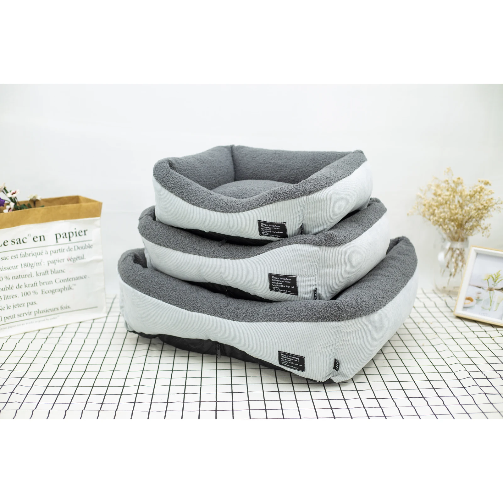 Cama cuadrada cake colors (S 50x40x20 cm, Gris)